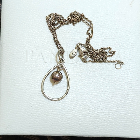 Pandora Pearl Necklace - Picture 1 of 8